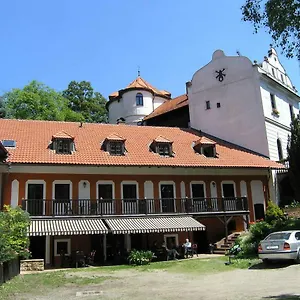 Vetrnik 2* Praga