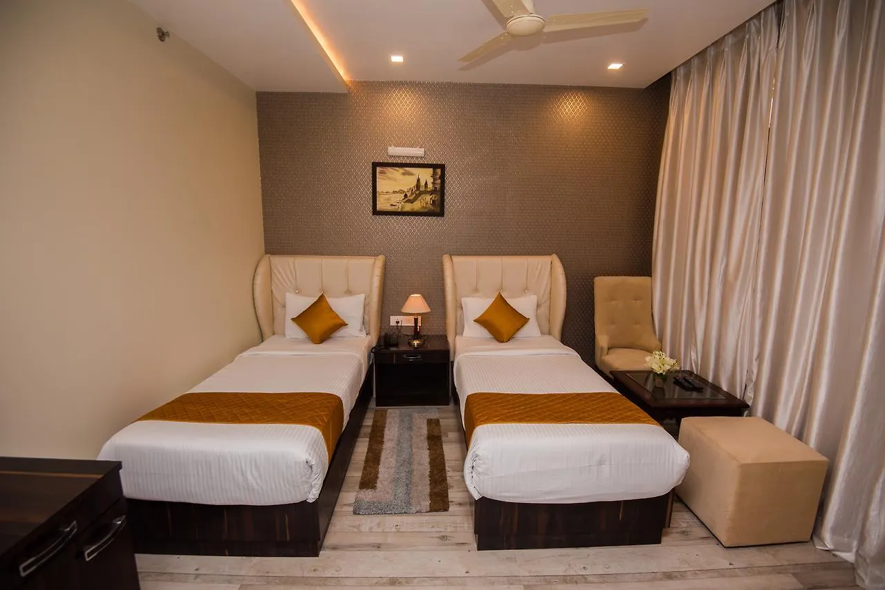 Hotel Heritage Inn At Assi Ghat Waranasi 3*,